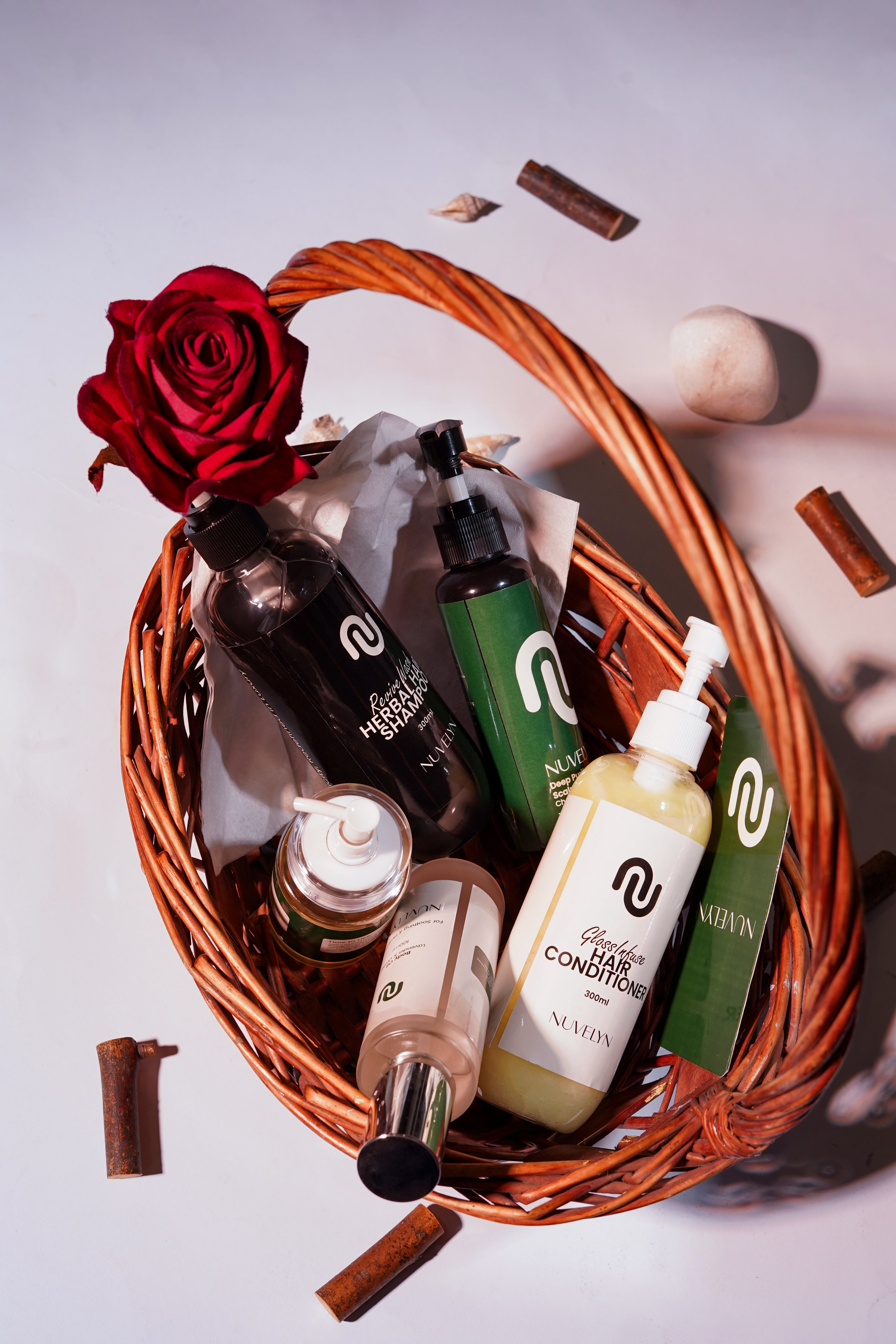 Nuvelyn Total Care Set- Hair+Body